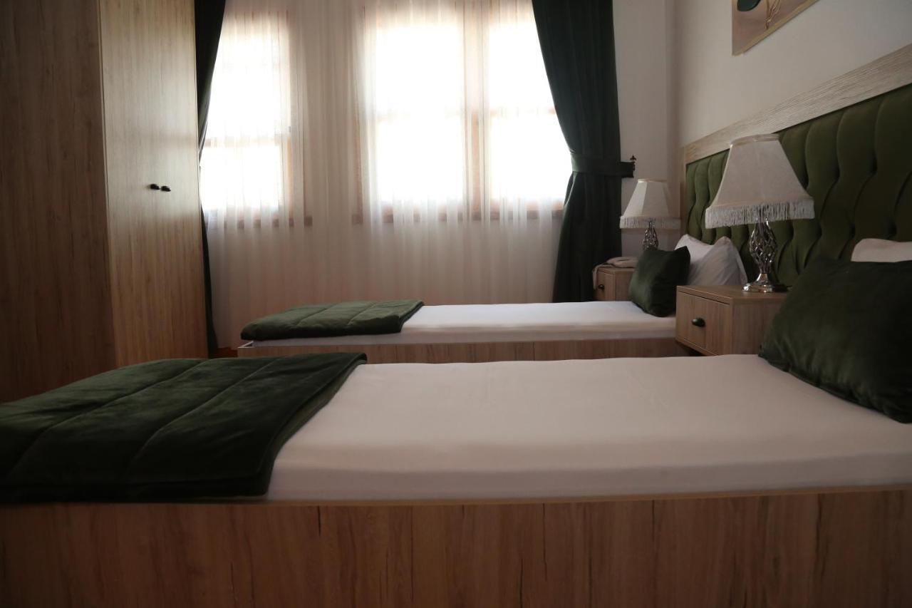 Yali Konak Butik Otel Golcuk Exterior foto