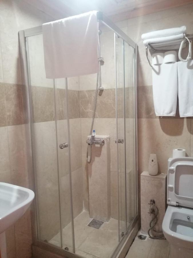 Yali Konak Butik Otel Golcuk Exterior foto